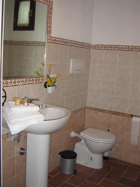 Certine Agriturismo Asciano Habitación foto